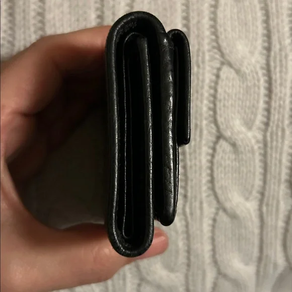 Gucci Wallet - Picture 4 of 8